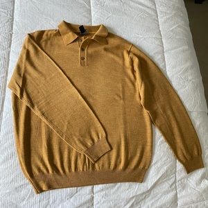 Men’s Jos. A. Bank signature collection sweater.
